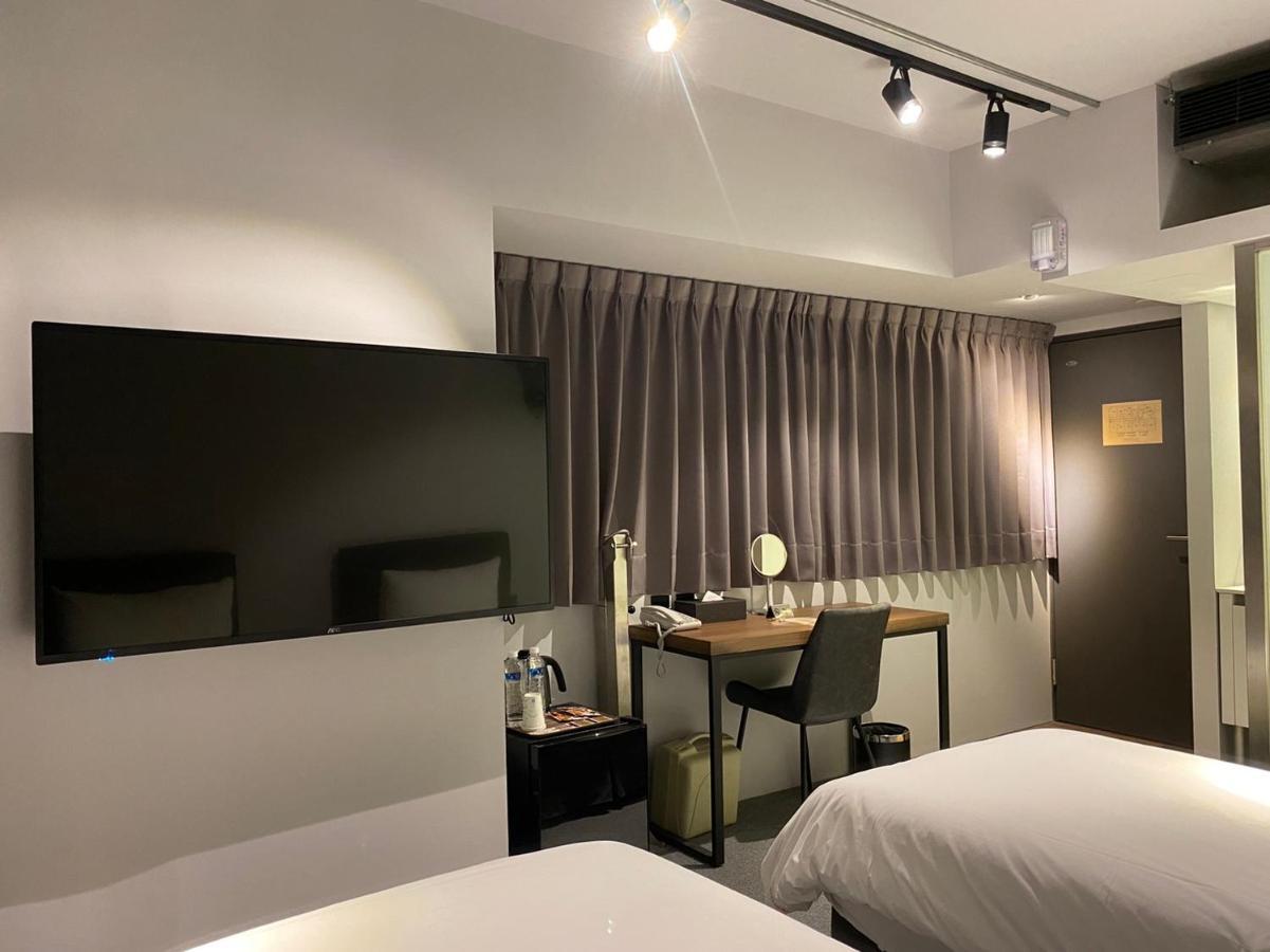Doudian Ddinn Hotel Taichung Extérieur photo