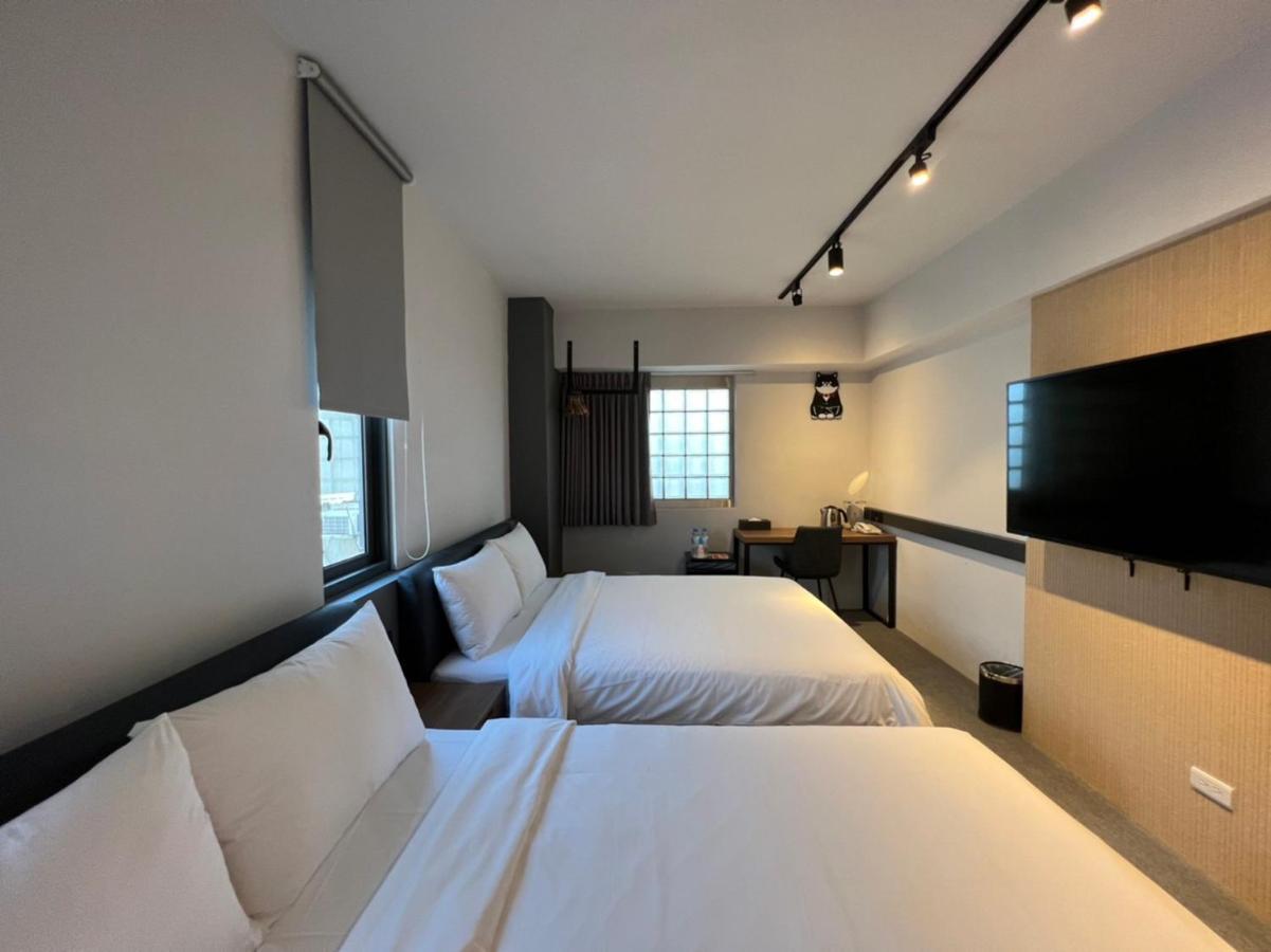 Doudian Ddinn Hotel Taichung Extérieur photo