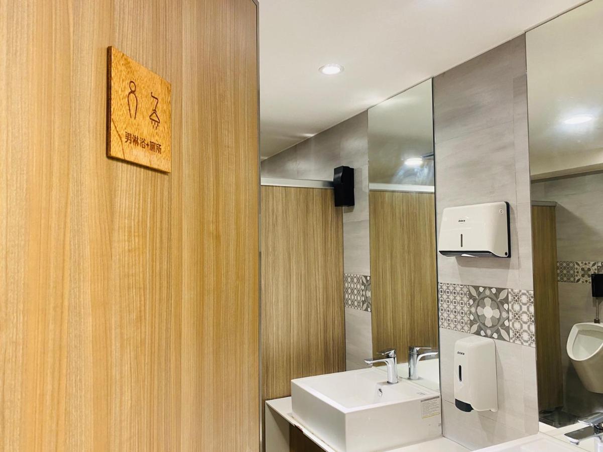 Doudian Ddinn Hotel Taichung Extérieur photo