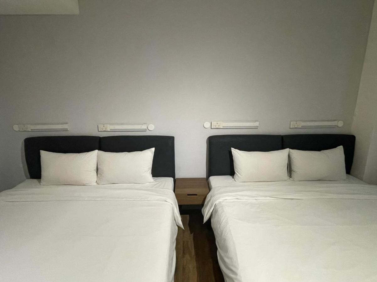 Doudian Ddinn Hotel Taichung Extérieur photo
