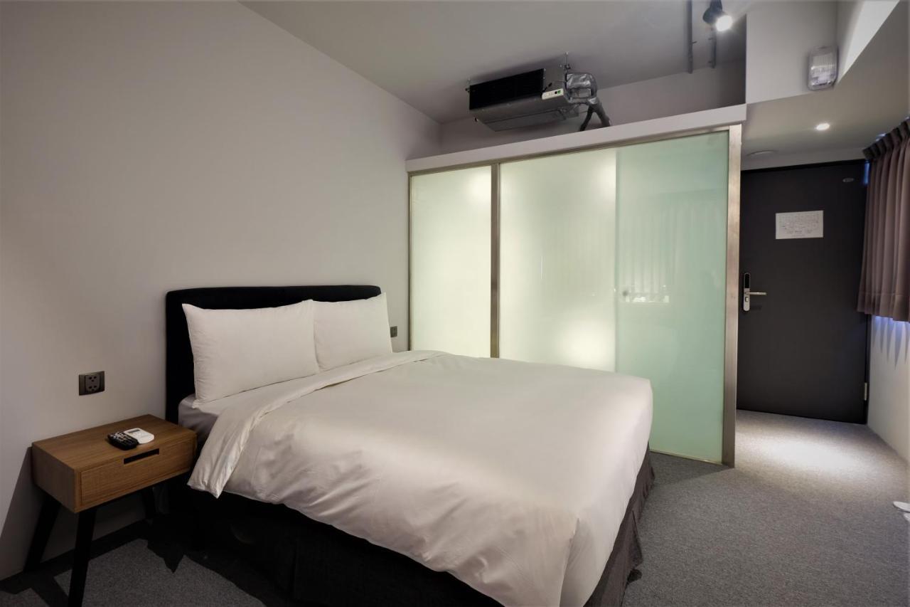 Doudian Ddinn Hotel Taichung Extérieur photo